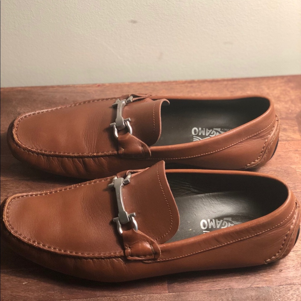 Ferragamo size 10.5 US - Picture 2 of 4